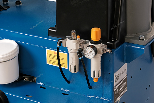 4639,5ID(B) 220 Станок шиномонтажный полуавтомат, односкоростной, стол с накладками